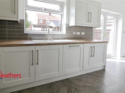 Breakfasting Kitchen